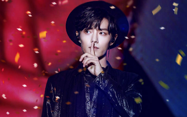 Fan tự hào khi Tiêu Chiến đạt Kỷ lục Guinness thế giới với doanh thu bài hát 'Điểm sáng'