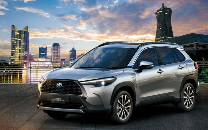 Toyota trình làng Corolla Cross: Sẽ có giá rẻ khi về Việt Nam?
