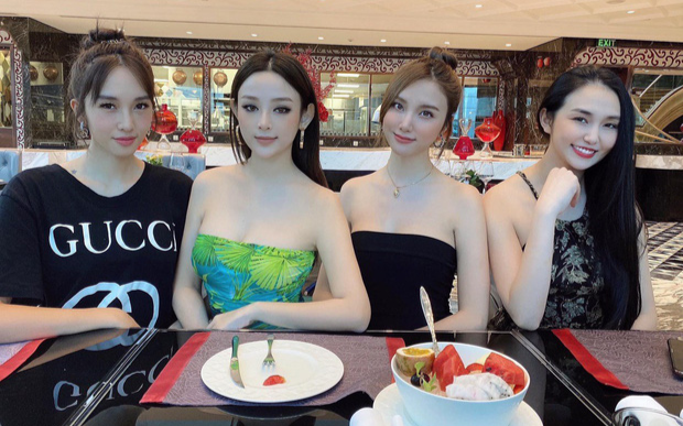 Hội bạn thân 10 năm Huyền Baby hội ngộ: Tình cảm khăng khít, nhan sắc rực rỡ