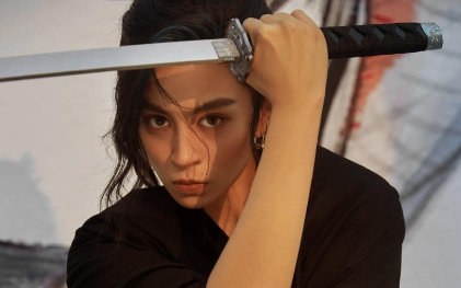 Chống chỉ định fan yếu tim: 'Samurai' Gil Lê có thể 'hạ gục' bạn chỉ với một ánh nhìn!