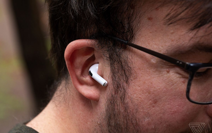 Đây là lí do Apple chưa từng ra mắt chiếc tai nghe nào không dùng màu trắng