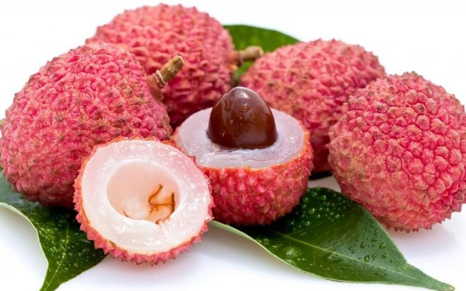 Nhặt được vỏ vải thiều và câu hỏi hài hước của người đàn ông Mỹ khiến dân mạng cười nghiêng ngả