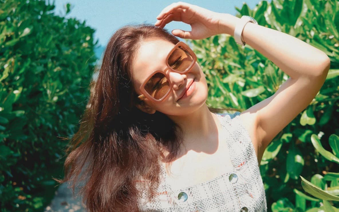 Phanh Lee 'thăng hạng' nhan sắc sau khi kết hôn, dân mạng đồn đoán: Chắc được chồng chăm kĩ lắm!