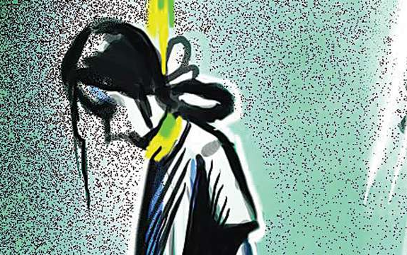 Trường nội trú bị tố che đậy việc nữ sinh treo cổ tự tử và bí mật đem hỏa táng