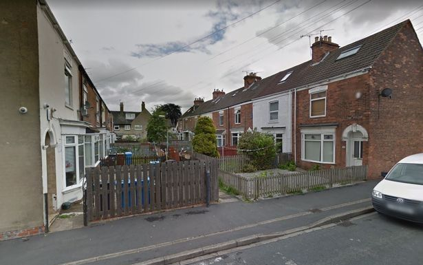 Cãi vã trong cơn say, người phụ nữ châm lửa đốt nhà bạn trai