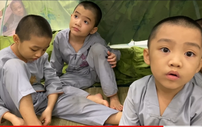 Cuộc sống thú vị của những chú tiểu 'Tịnh thất Bồng Lai' trong khu cách ly COVID-19