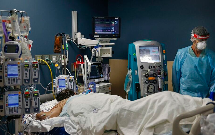 Ông tử vong vì COVID-19 sau khi lây từ cháu gái đi dự tiệc