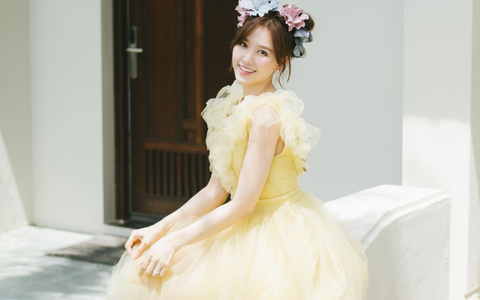 Hari Won tung loạt ảnh ngọt ngào xứng danh vẻ đẹp không tuổi