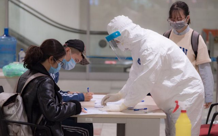 Bộ Y tế ra thông báo khẩn số 19: Đề nghị tất cả những người từng đến BV Đà Nẵng từ 1/7 và hành khách trên chuyến bay VN166 cần khai báo y tế ngay