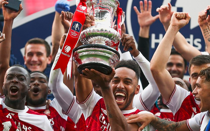 Arsenal vô địch FA Cup sau trận thắng ngược Chelsea