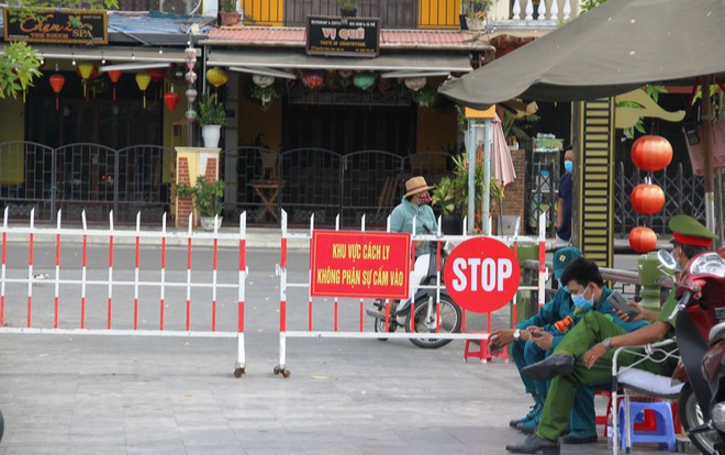 Đang cách ly tại nhà do từng chăm chị họ bị ốm ở Đà Nẵng, cô gái trẻ vẫn đi uống trà sữa và gặp gỡ nhiều người