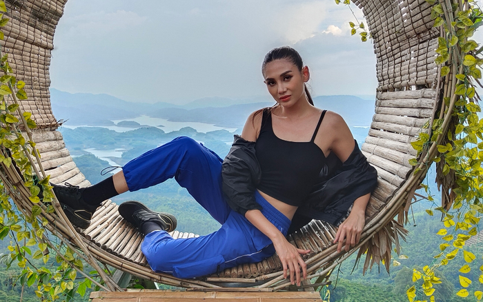 Võ Hoàng Yến chứng tỏ đẳng cấp 'chị đại' khi liên tục 'áp đảo' team Hòa Minzy tại 'Đại chiến săn ảnh'