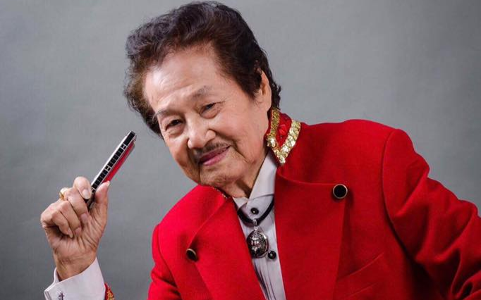 'Quái kiệt' Tòng Sơn nhập viện cấp cứu, sao Việt lo lắng nguyện cầu sức khỏe cho nam nghệ sĩ