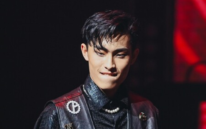 Wren Evans lần đầu diễn Fever phiên bản EDM cùng K-ICM, lyric toàn tiếng Anh nhưng dàn fanchant vẫn bao 'mượt'