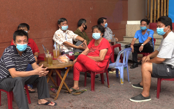 TP.HCM tiến hành kiếm tra việc đeo khẩu trang, người vi phạm sẽ bị xử phạt