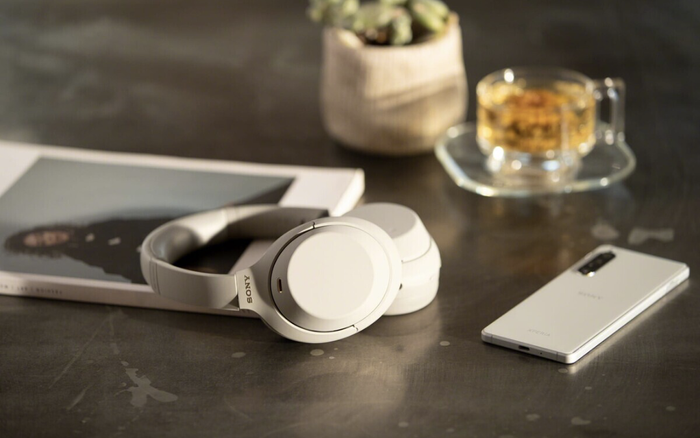 Sony ra mắt tai nghe chống ồn chủ động WH-1000XM4