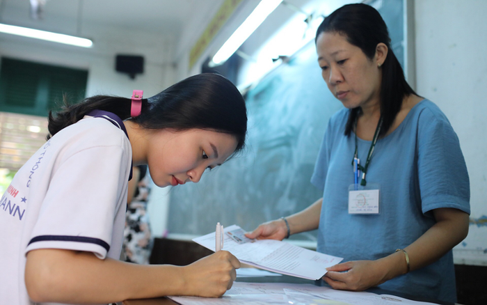 Chiều nay (8/8), cả nước có hơn 900.000 thí sinh đăng ký dự thi tốt nghiệp THPT 2020