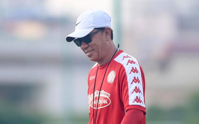 'CLB TPHCM quyết giữ HLV Chung Hae-seong'