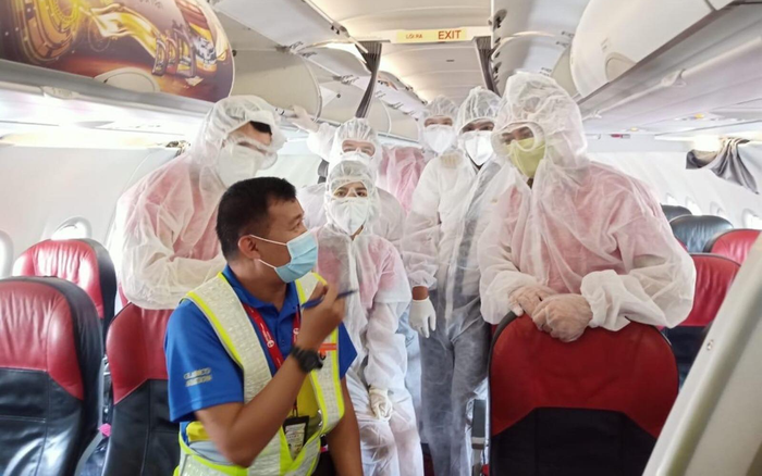 Vietjet thực hiện 4 chuyến bay đưa hành khách mắc kẹt từ tâm dịch Đà Nẵng về Hà Nội, Sài Gòn