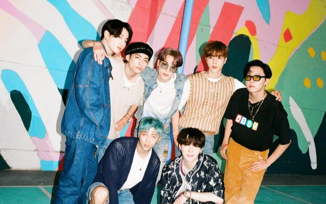 BTS tung ảnh Teaser cả nhóm: 'Hao hao' concept của DNA?
