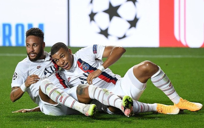 Neymar nói gì sau màn ngược dòng 'không tưởng' của PSG trước Atalanta?