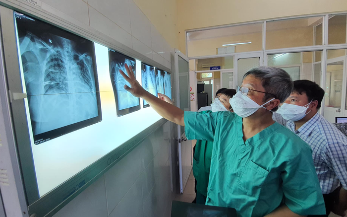 Thứ trưởng Bộ Y tế: 'Bệnh nhân 91 và các bệnh nhân nặng mắc COVID-19 tại Đà Nẵng có nhiều điểm khác biệt'