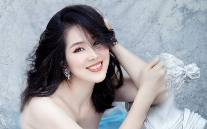 Lê Phương tiếp tục khoe ảnh đẹp như nữ thần khiến ai nhìn cũng phải xuýt xoa ngưỡng mộ
