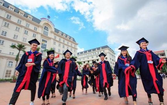 3 điều tân sinh viên nên làm để 'sống sót' qua quãng đời Đại học