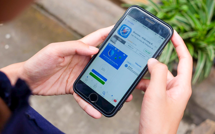 Bộ TT&TT đề nghị nhà hàng, siêu thị, cơ sở công cộng vận động khách cài Bluezone