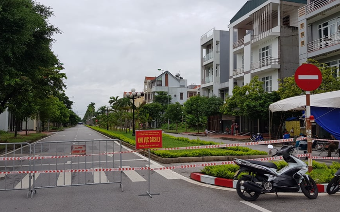 Lịch trình cặp vợ chồng ở Hải Dương nhiễm COVIVD-19 liên quan đến ổ dịch nhà hàng Thế giới bò tươi: Đi hát karaoke cùng nhiều người, dự đám cưới