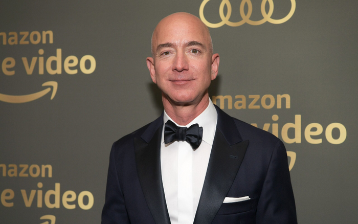 Jeff Bezos sắp thành người đầu tiên thế giới sở hữu tài sản cán mốc 200 tỷ USD