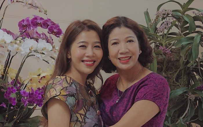 MC Diệp Chi đau buồn chia sẻ mất mát khi mẹ ruột qua đời