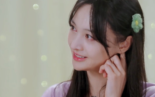 Trịnh Sảng bật khóc, chia sẻ bản thân không có tuổi thơ vui vẻ vì hiểu chuyện quá sớm