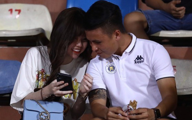 Quang Hải đăng lại ảnh tình tứ với Huỳnh Anh giữa tin đồn rạn nứt