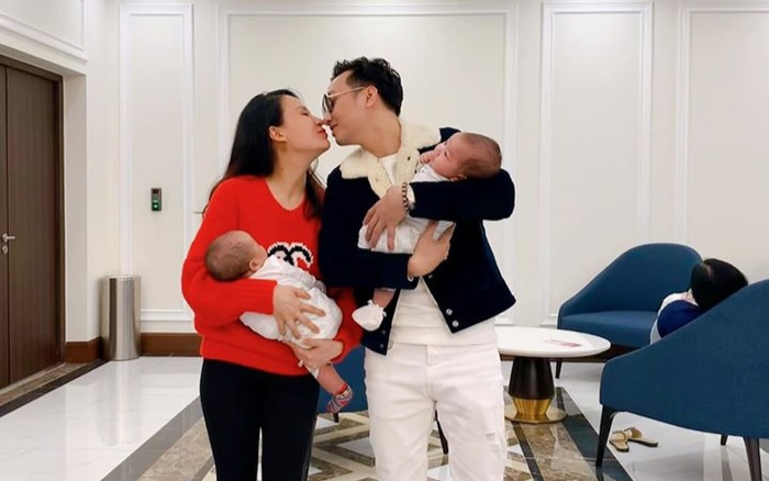 Bà xã Thành Trung tiết lộ đời thực chẳng như mơ trong những tháng đầu chăm con nhỏ