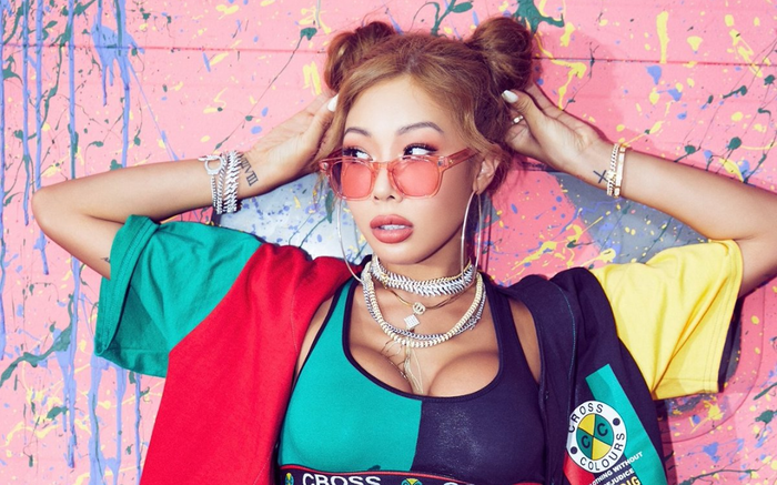 Trước khi phẫu thuật thẩm mỹ, Jessi đã từng xinh đẹp như thế này đây