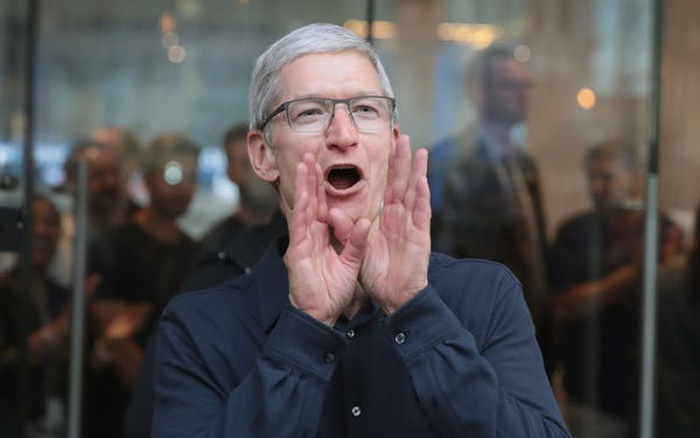 CEO Apple Tim Cook vừa làm một điều mà Steve Jobs chưa từng làm