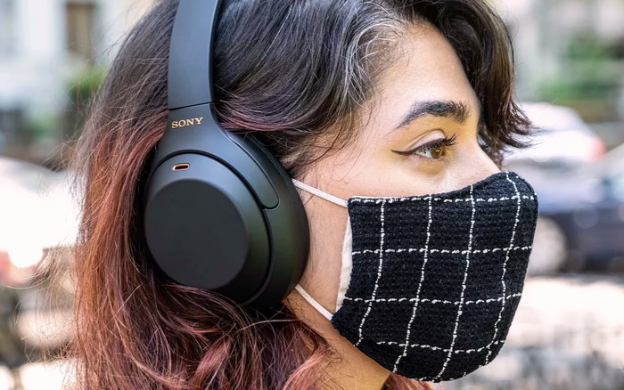Sony ra mắt dòng tai nghe trùm tai chồng ồn WH-1000XM4 tại Việt Nam