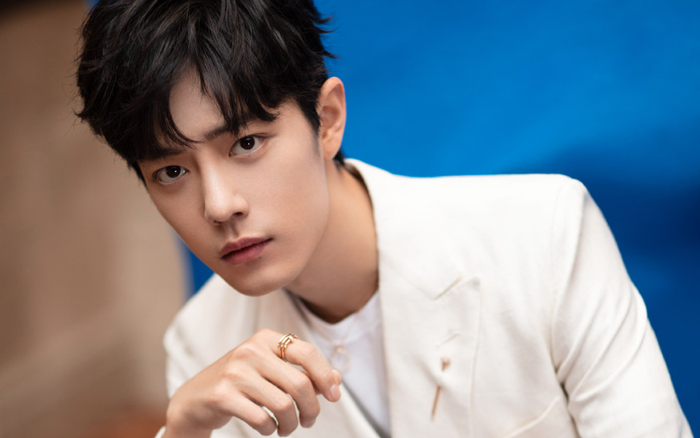 Fan phẫn nộ khi Tiêu Chiến vắng mặt trong BXH Những ngôi sao nổi tiếng nhất Trung Quốc năm 2020