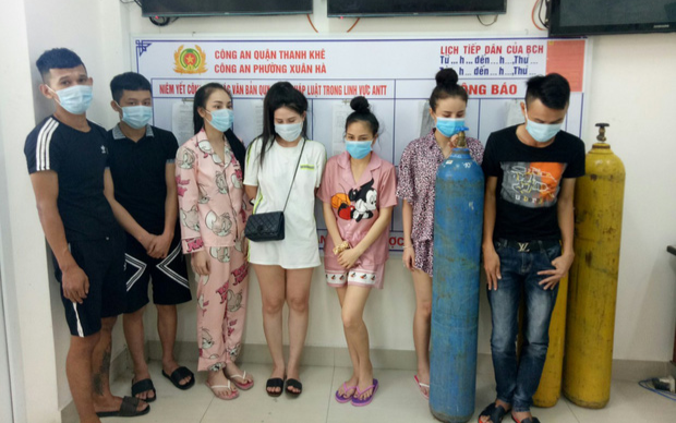 Nhóm nam, nữ thanh niên ở Đà Nẵng tụ tập hít khí cười giữa mùa dịch COVID-19