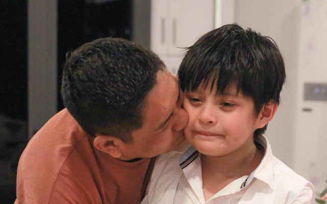 Con trai Thanh Thuý - Đức Thịnh bị dàn xếp để cướp điện thoại