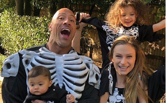 Vừa xác nhận nhiễm COVID-19, Dwayne 'The Rock' Johnson khiến fan thở phào nhẹ nhõm khi thông báo cả gia đình đã hồi phục