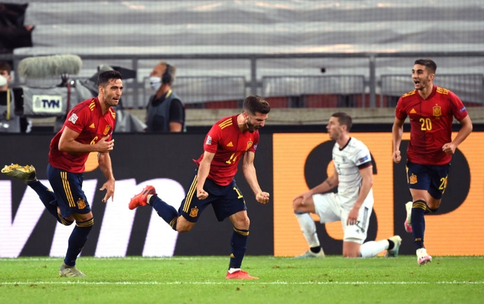 Người Đức tiếc nuối sau trận hòa Tây Ban Nha