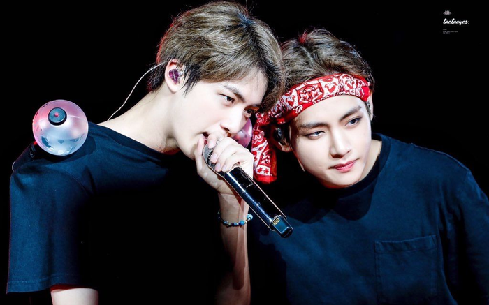 7 hành động ngọt ngào V làm cho 6 thành viên BTS: Nam thần ngôn tình là đây!