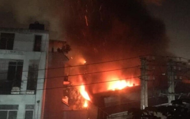 Khởi tố người phụ nữ vì ghen tuông mà phóng hỏa công ty của em trai người tình, gây thiệt hại 5 tỷ đồng