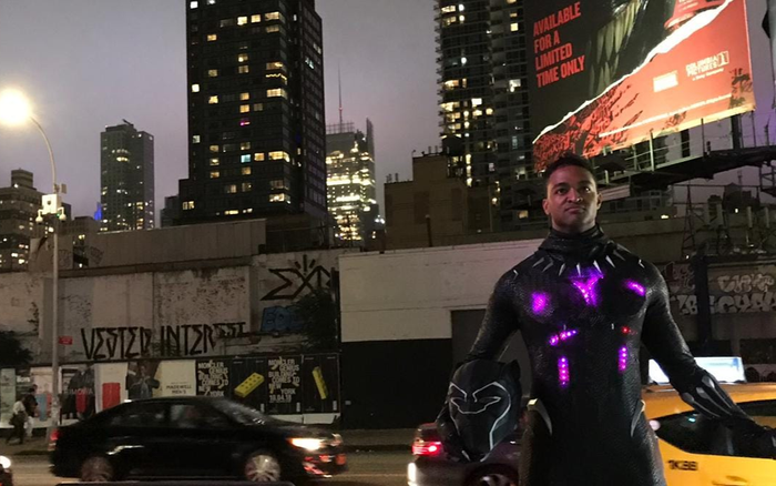 Chiêm ngưỡng vẻ đẹp của bộ giáp Black Panther ngoài đời thực
