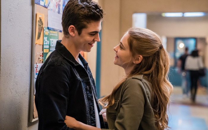 'After 2' hoãn chiếu đến tháng 10, sản xuất tiếp hai phần mới