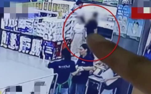 Người phụ nữ bị quấy rối khi đi mua sắm, lời khai và gia thế của nghi phạm mới thực sự gây sốc