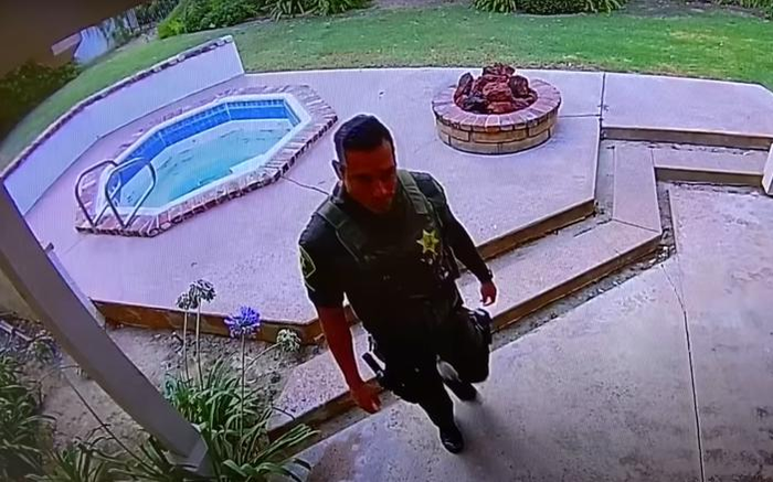 Liên tục trộm tài sản của người chết, cảnh sát nhận cái kết 'tái mặt'