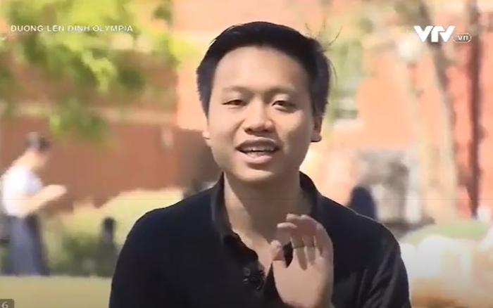 Cuộc sống sau 2 năm du học của nhà vô địch Olympia 2016: Tăng hẳn 10kg, từng làm bồi bàn, phụ bếp... nơi xứ người